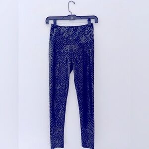 Goldsheep Green Snakeskin Print leggings, size small, very good condition!!